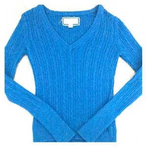 American Eagle Outfitters sweater!